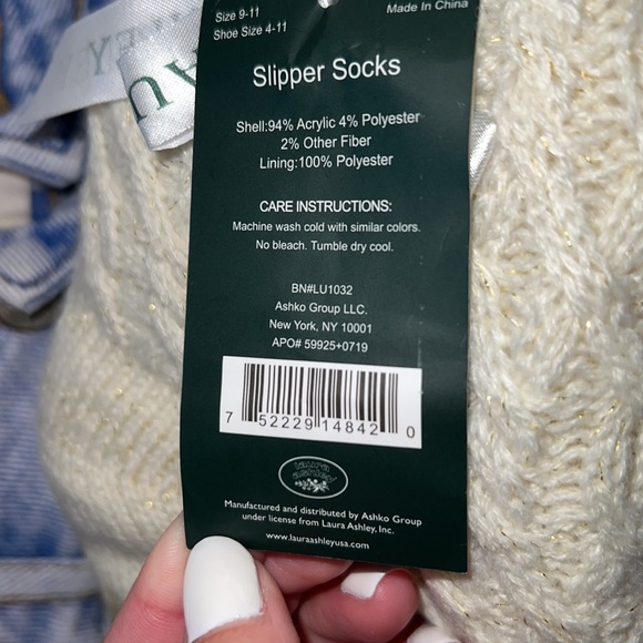 Laura Ashley house slipper socks NWT still in package - Picture 3 of 3
